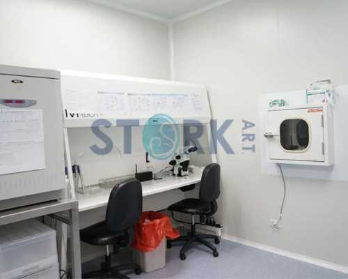 育儿师怎么考_育儿师哪里找,产后一个月持续12天有月经量的出血，要做宫腔镜